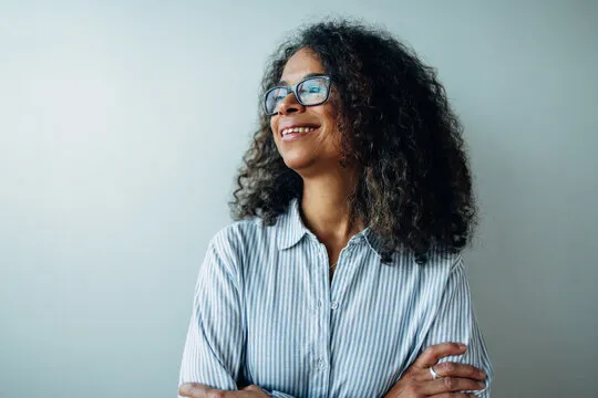 使用筆記型電腦完成世界盃平台註冊的用戶示意